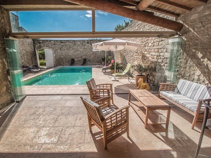 Casa rural para 10 personas, con piscina y jardín - 1