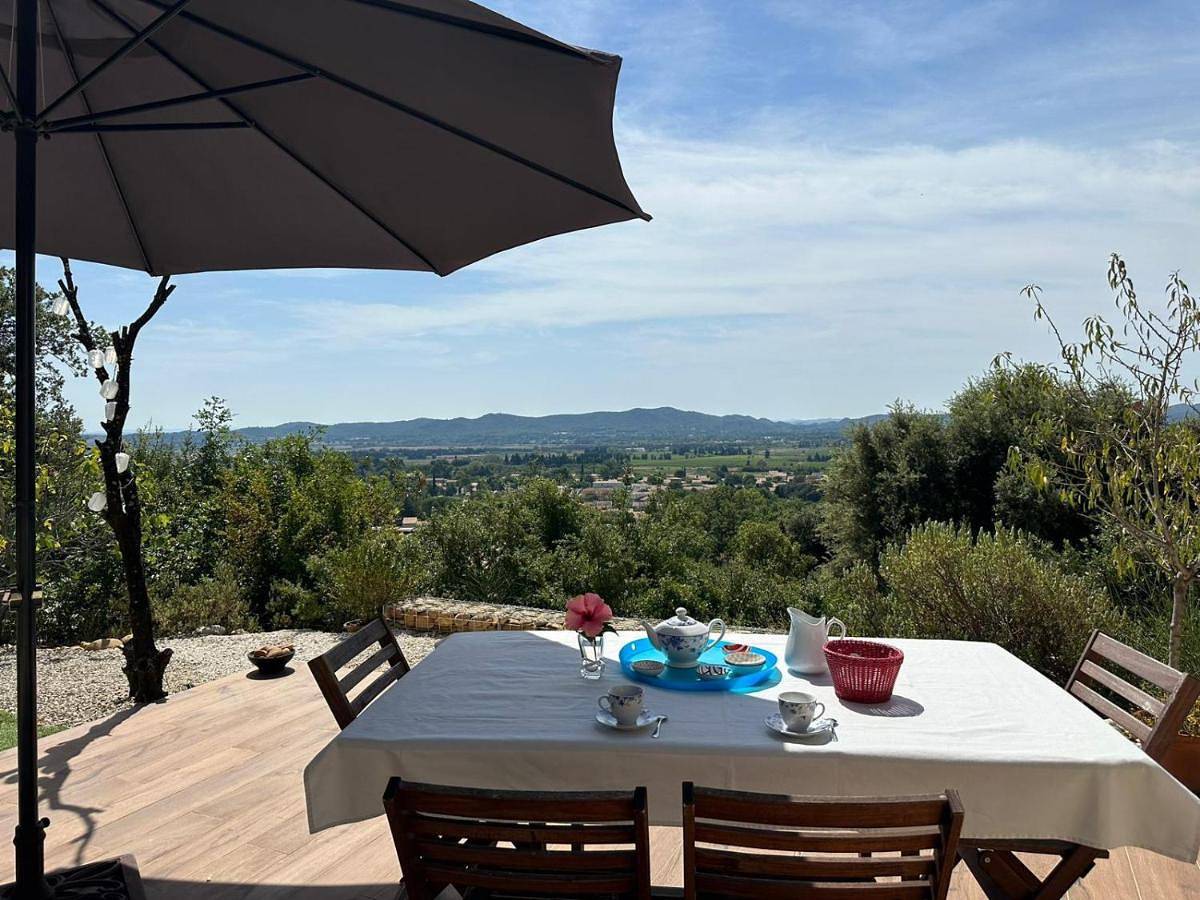 Double Room in Rochefort-du-Gard, Région de Nîmes
