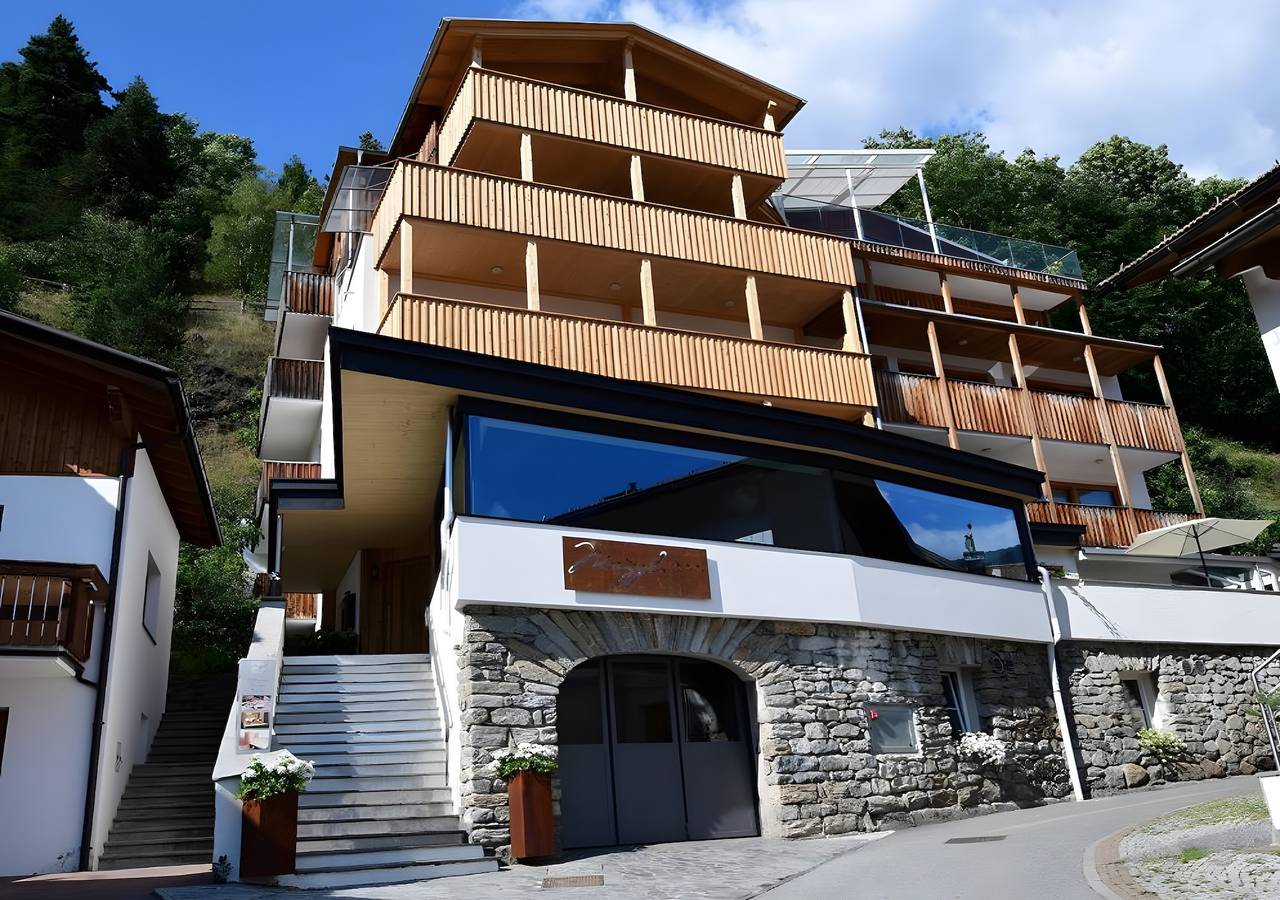 Ganze Wohnung, Apartment 'Moriggl Gipfelglück 2' mit Bergblick, gemeinsamer Terrasse und Wlan in Burgeis, Mals