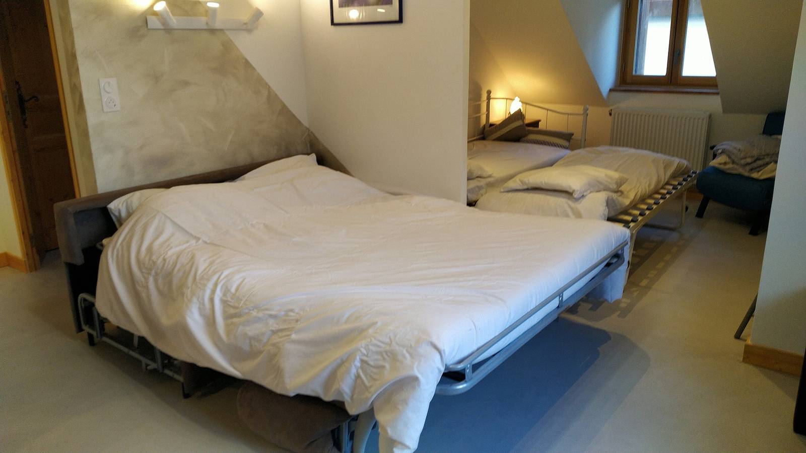 Appartement entier, Appartement 'Gîte Noryema Chaleureux T1, 40m²' avec vue montagne, terrasse privée et Wi-Fi in Entraunes, Région de Nice