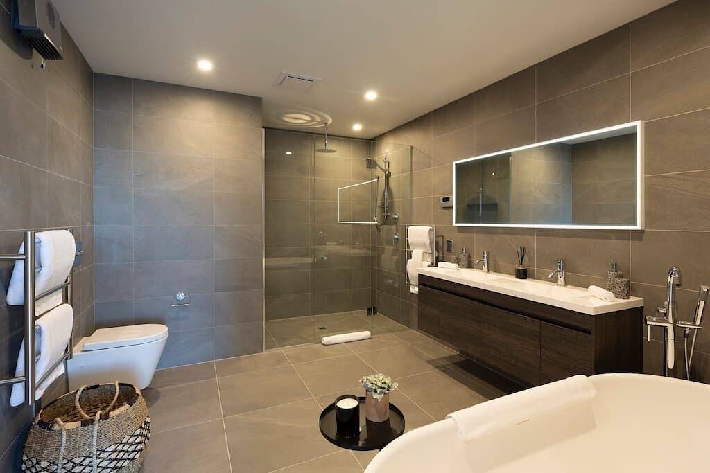 Villa for 8 People in Queenstown, Otago