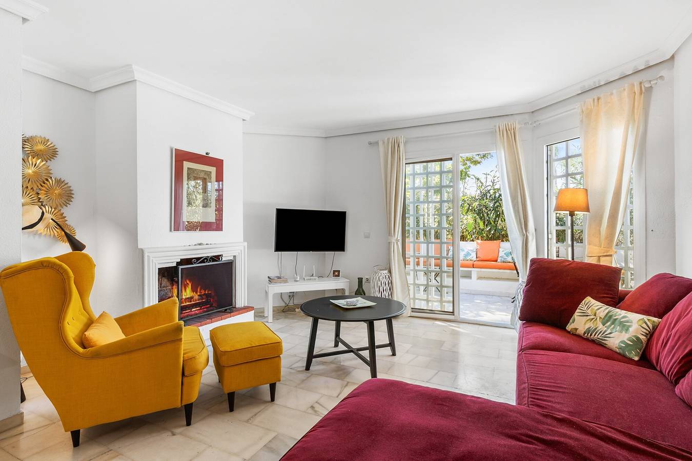 Holiday Townhouse 'Casa 13' with Wi-Fi and Air Conditioning in Carib Playa, Marbella