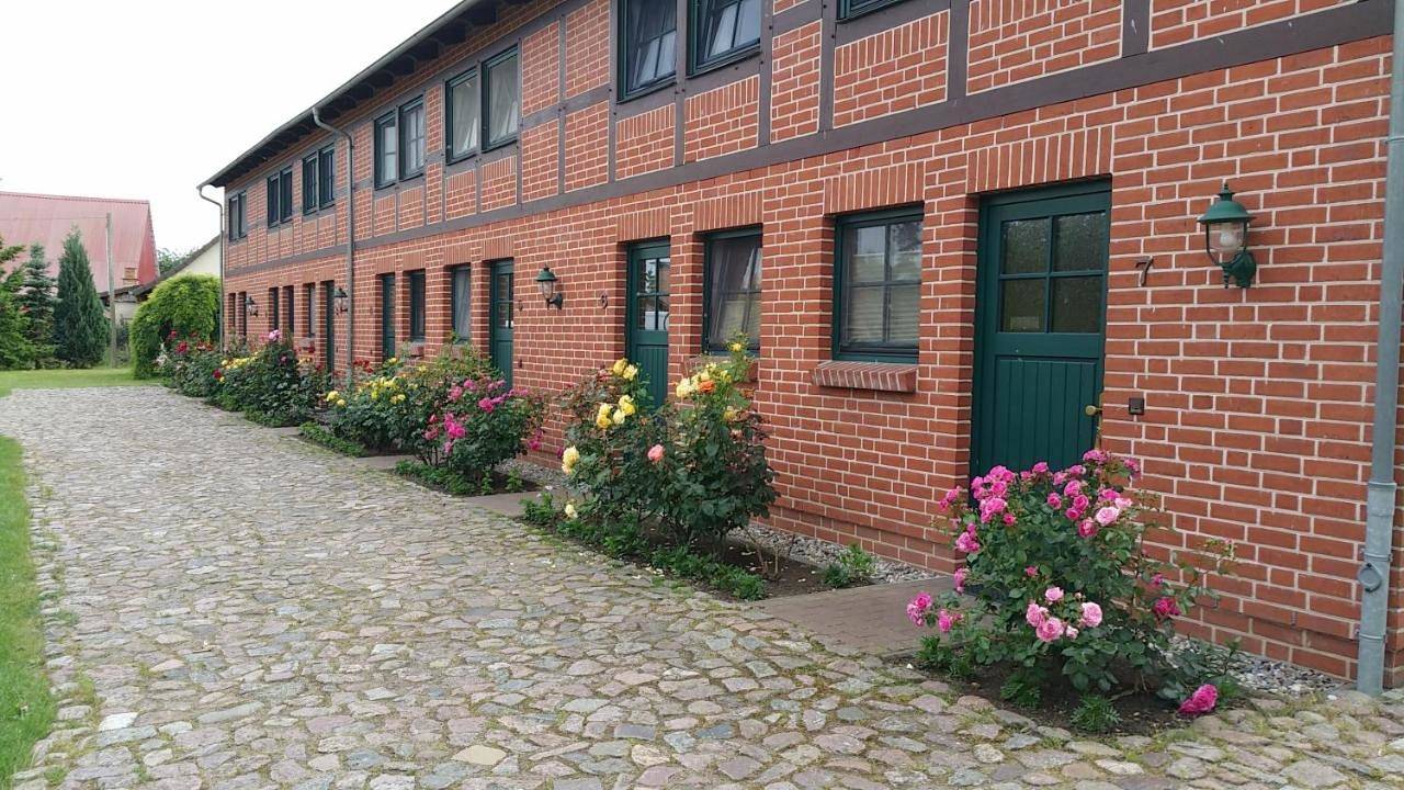 Ganze Wohnung, Two-Bedroom Apartment in Ludorf, Müritz
