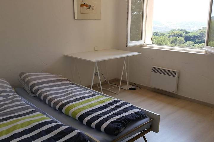 Location de vacances pour 8 personnes, avec balcon et jardin dans Golf et Tennis Club de Valescure - 4