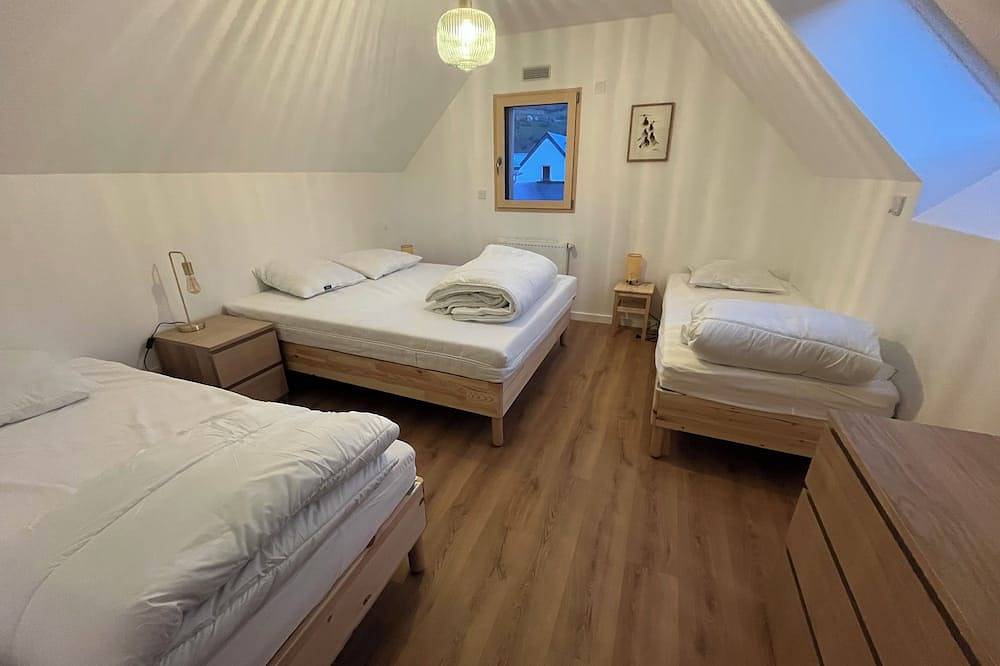 Spacious house with private Spa in Sailhan in Sailhan, Französische Pyrenäen