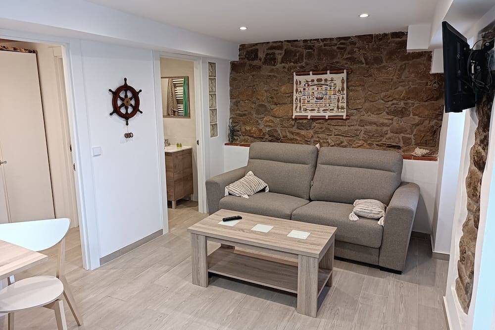 Holiday Home 'Relajación Frente Al Mar' with Sea View in Colunga, Costa Verde (Spain)