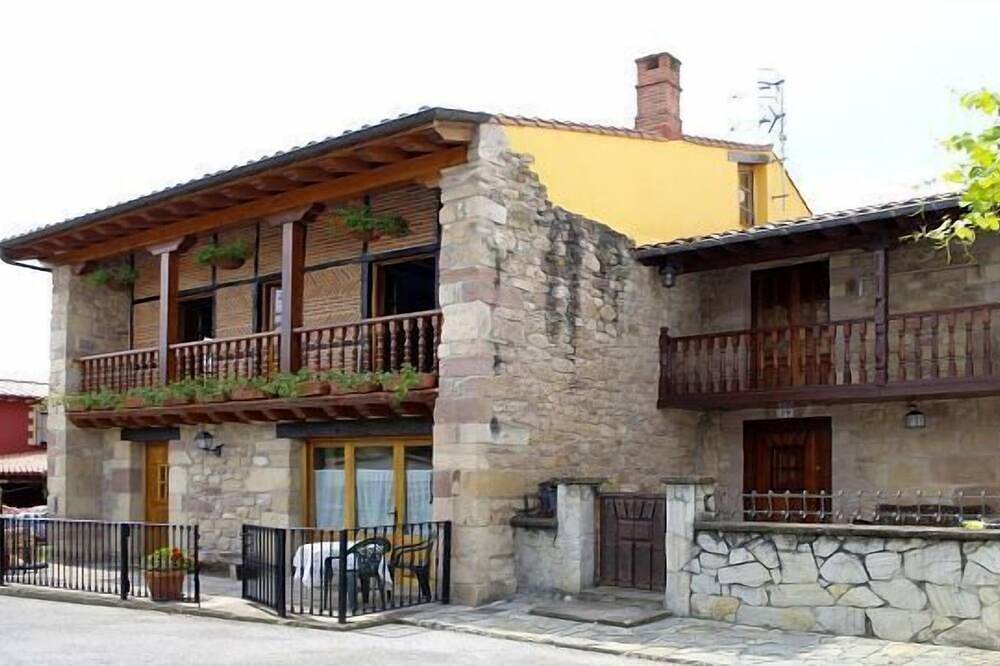 Casa De Vacaciones para 7 Personas en Torrelavega, Provincia de Cantabria