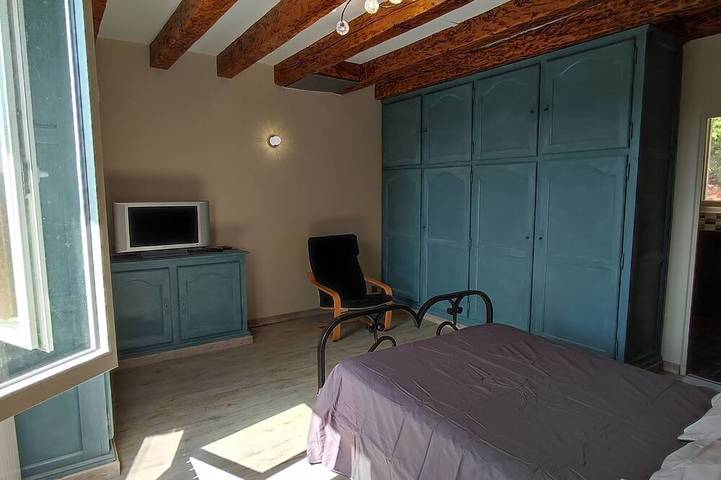 Location de vacances pour 12 personnes, avec jardin et terrasse, animaux acceptés à Saint-Cybranet - 2