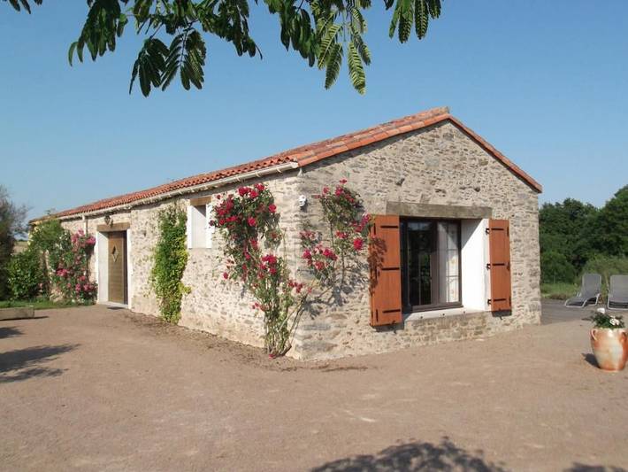 Gîte pour 5 personnes, avec jardin et terrasse