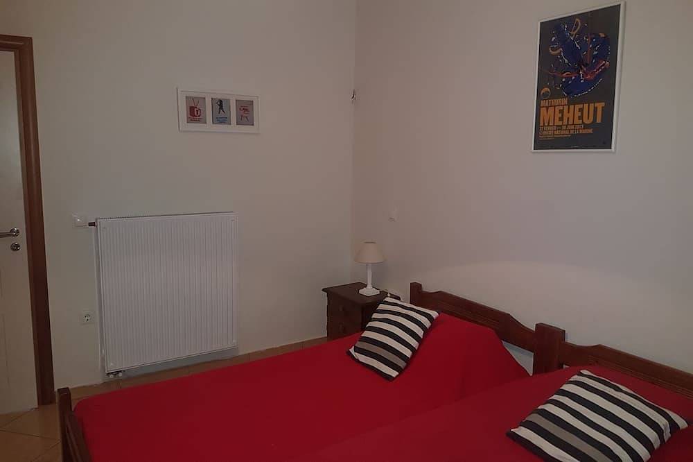 Ganze Wohnung, 3-Zimmer-Wohnung mit großer Terrasse mit Meerblick in Sitia, Lasithi