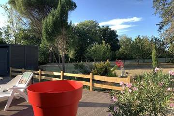 Gîte pour 4 personnes, avec piscine et jardin, animaux acceptés à Lacroix-Falgarde