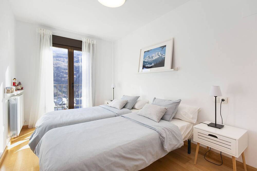 Estrimal Viewpoint by Bevalle in Panticosa (Ski), Panticosa