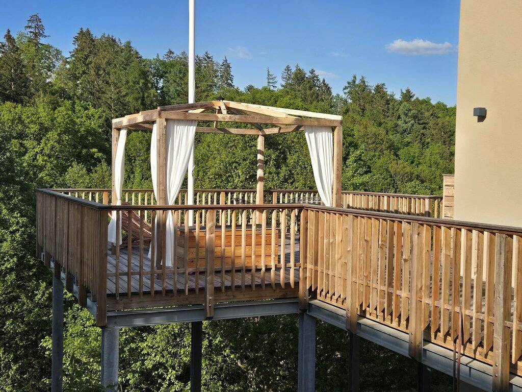 Ferienhaus in Mehren mit Schwimmbecken in Mehren, Vulkaneifel