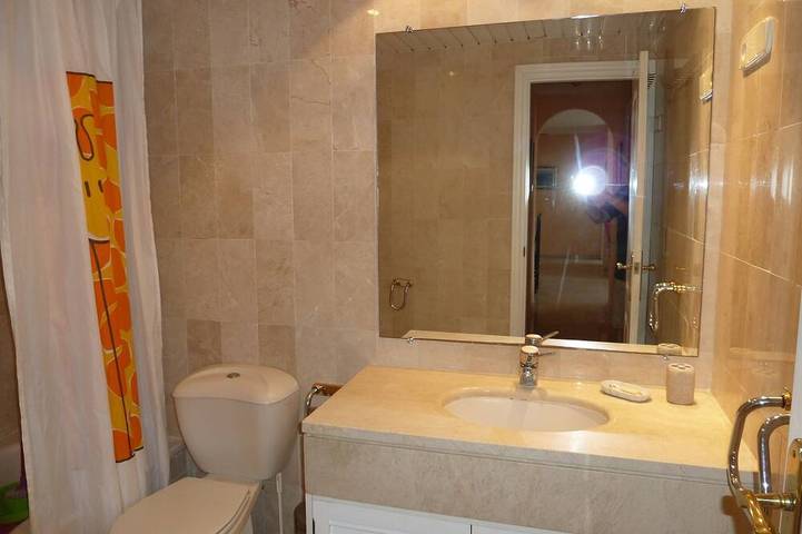 Gîte pour 6 personnes, avec balcon et piscine à Torreblanca - 4