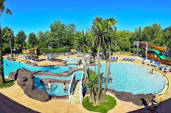 Location de vacances pour 7 personnes dans Vias Plage