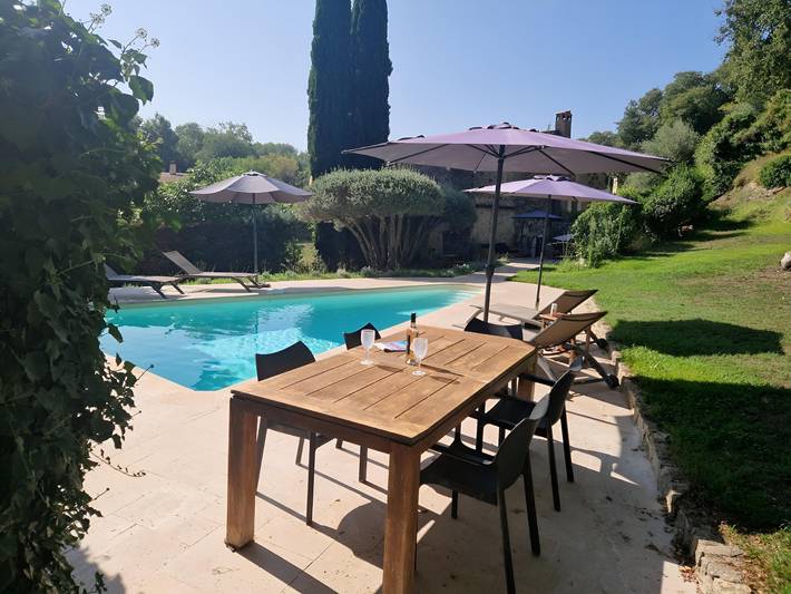 Location de vacances pour 7 personnes, avec Terrasse et Piscine à Flayosc