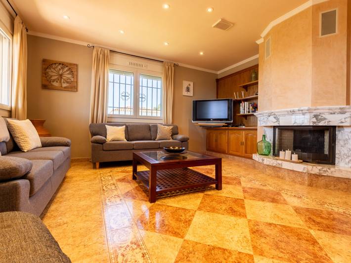 Ferienhaus für 14 Personen, mit Terrasse und Garten an der Costa Dorada - 3