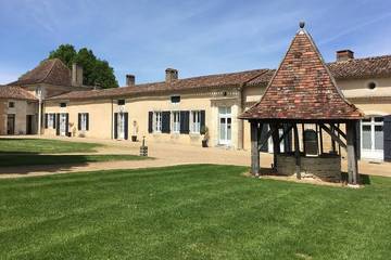 Gîte pour 6 personnes, avec terrasse et piscine à Grignols