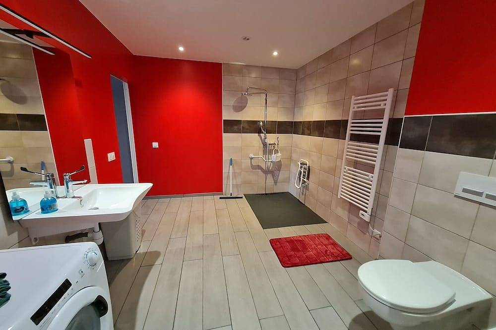 Barrierefreies Natur-Ferienhaus: 1 Schlafzimmer, Tourismus und Handicap, in der Nähe von Pont-à-Mousson in Lironville, Toul