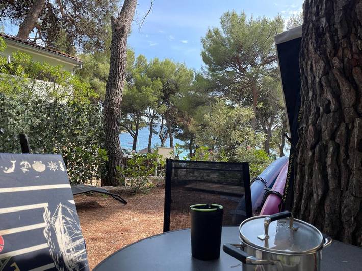 Camping pour 4 personnes, avec Balcon et Terrasse ainsi que Jardin et Bassin pour enfant à Pakoštane - 3