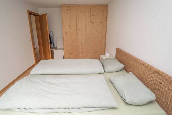 Ganze Wohnung, Casa Runaglias, Flond, (Flond), 37003B in Mundaun, Obersaxen-Mundaun