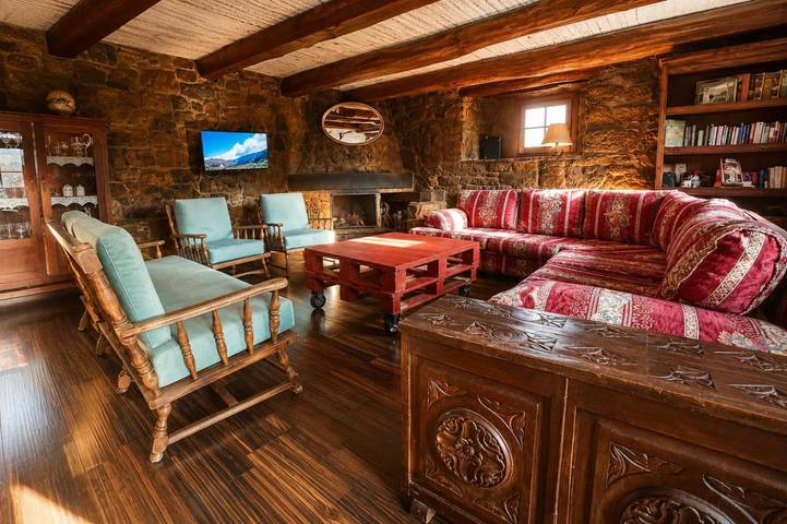 Casa rural para 8 personas, con Balcón y Terraza además de Jardín y Vistas en Babia (León) - 2