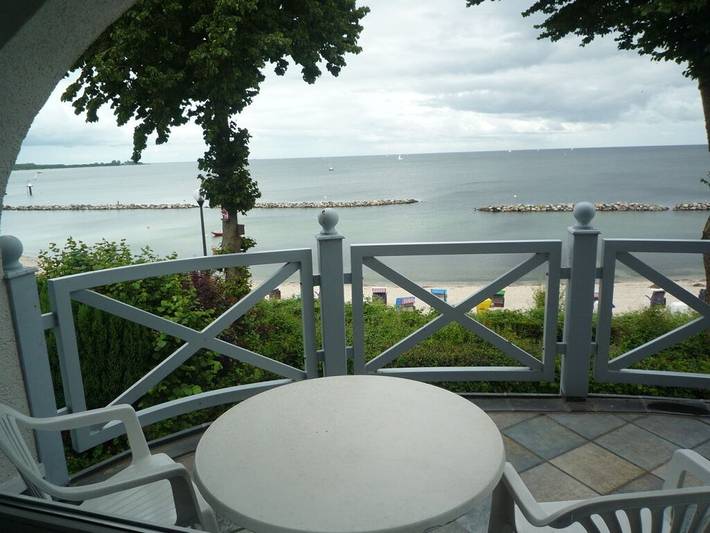 Ferienhaus für 14 Personen, mit Balkon und Terrasse sowie Garten in Schilksee - 4