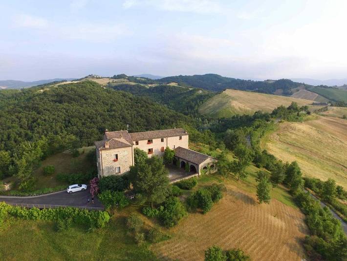 Chambre d’hôte pour 2 personnes, avec Terrasse ainsi que Jardin et Vue à Sala Baganza