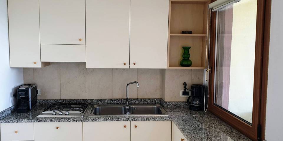 Ganze Ferienwohnung, Ferienwohnung für 2 Personen mit Seeblick in Spiaggia Gardiola, San Felice del Benaco