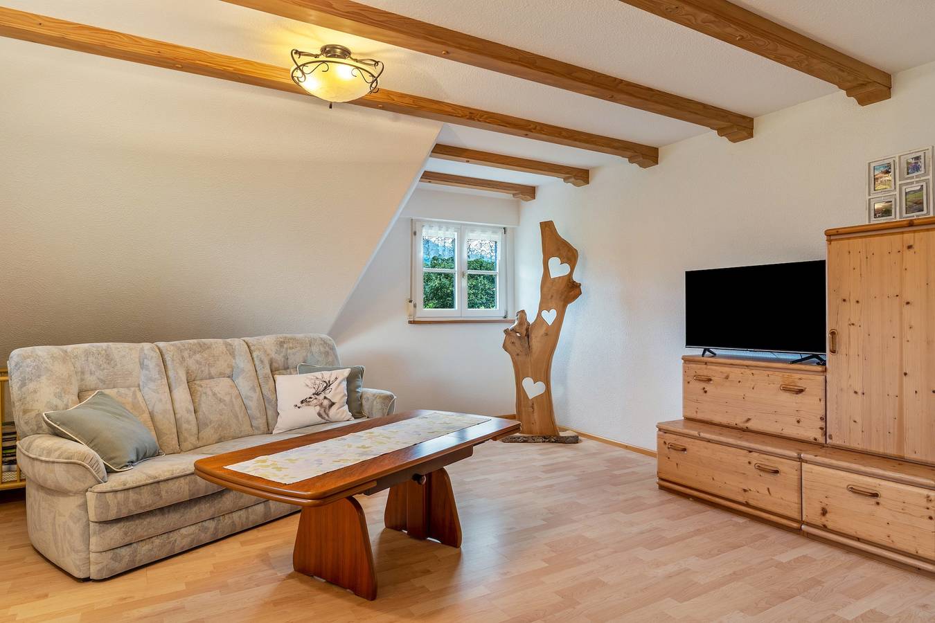 Ganze Wohnung, Ferienwohnung Dg, 85qm, 2 Schlafzimmer, max. 5 Personen mit Rundumblick in die Natur in Nordrach, Mittlerer Schwarzwald