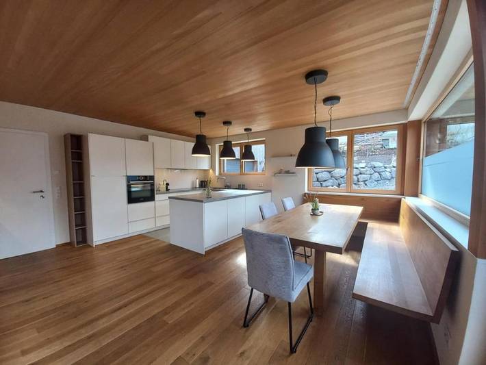 Ferienwohnung für 6 Personen, mit Ausblick und Balkon, kinderfreundlich