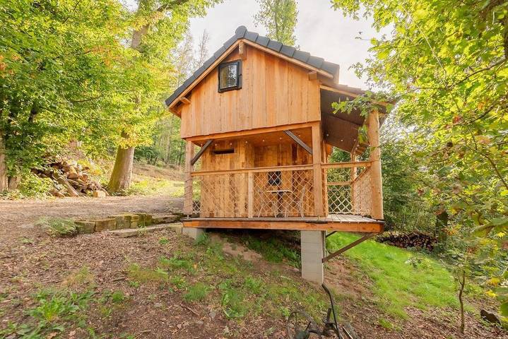 Gîte pour 2 personnes, avec Terrasse dans Centre équestre de la Neuville aux Haies