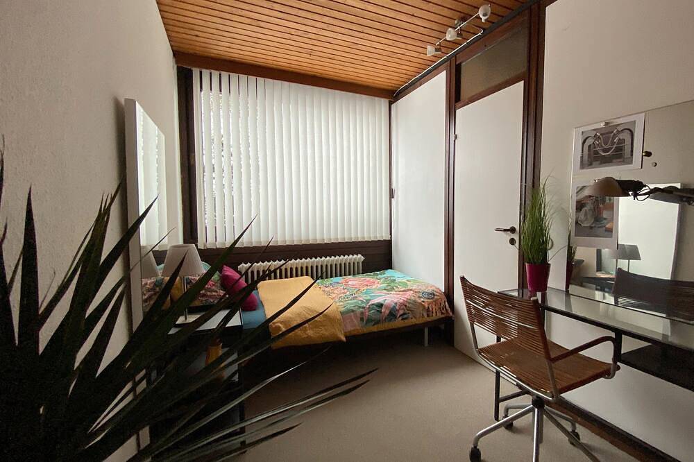 128 sqm/4 rooms: sunny feel-good bungalow with garden in Wabe-Schunter-Beberbach, Braunschweig (Germany)