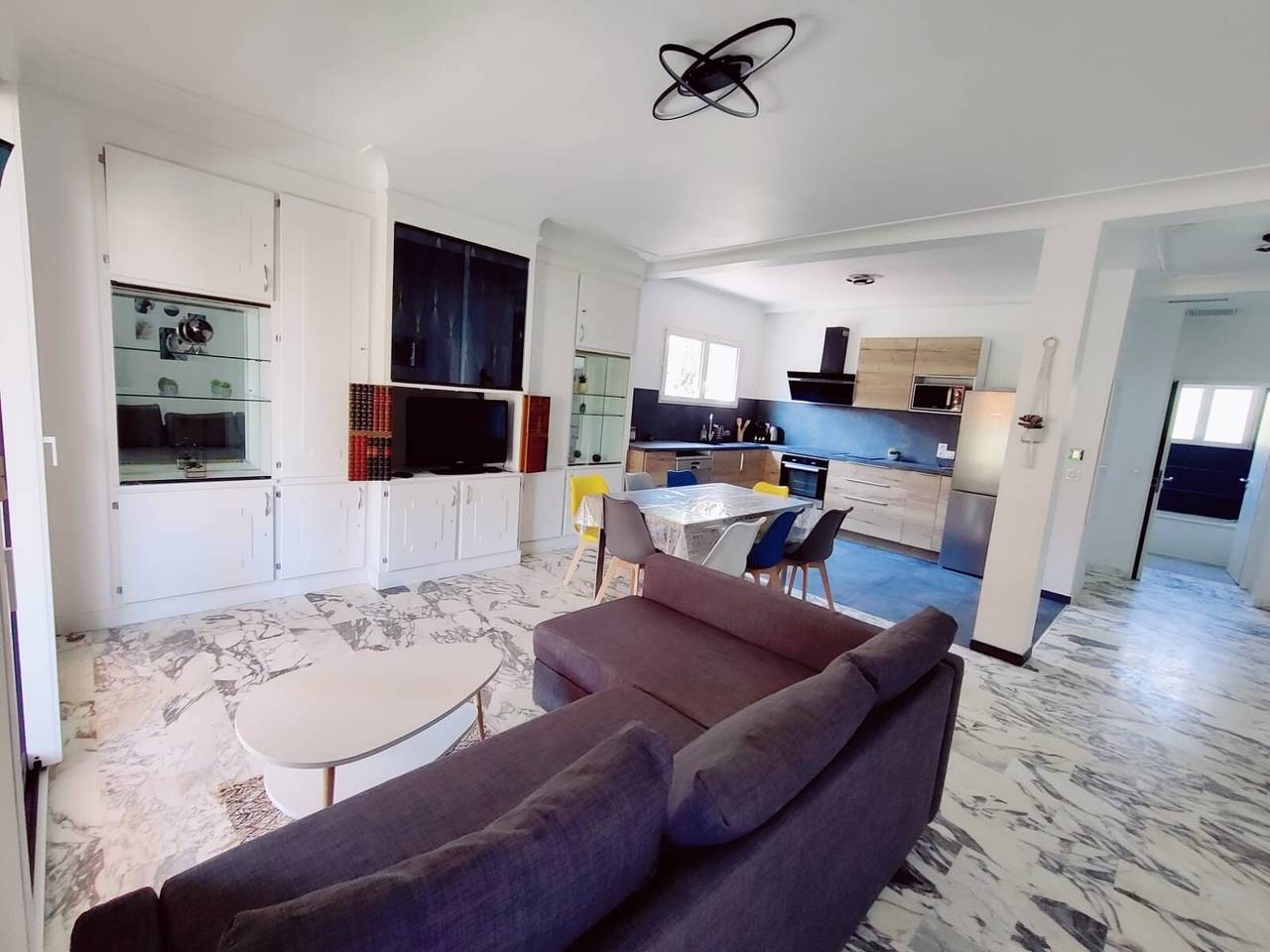 Villa « Upper » – 3 chambres, 8 personnes, terrasse privée, Wi-Fi, climatisation in Cagnes-sur-Mer, Côte méditerranéenne (France)