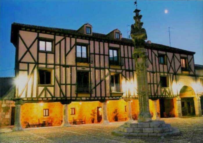 Hotel para 2 personas, con balcón y jacuzzi - 1