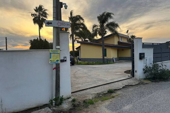 Villa pour 12 personnes, avec jardin, animaux acceptés - 1