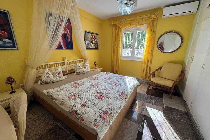 Villa für 4 Personen, mit Balkon und Garten sowie Whirlpool und Pool, mit Haustier in Calpe - 2