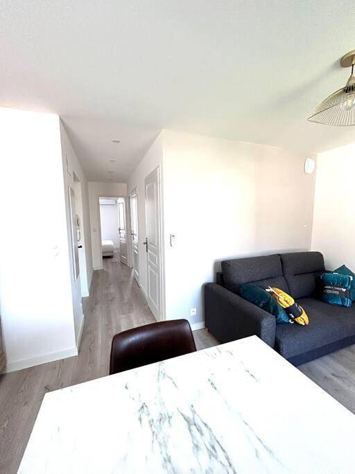 Gîte pour 6 personnes, avec balcon dans Gare De Saint Raphael Valescure - 4