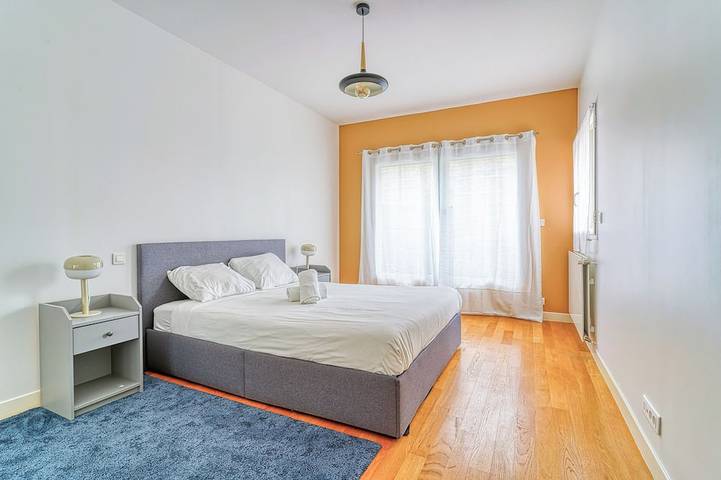 Location de vacances pour 13 personnes à Saint-Maur-des-Fossés - 2