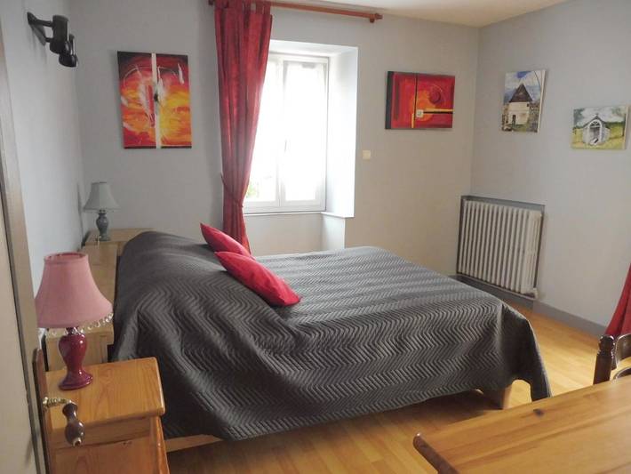 Cottage pour 2 personnes, avec jardin et terrasse dans Chalindrey