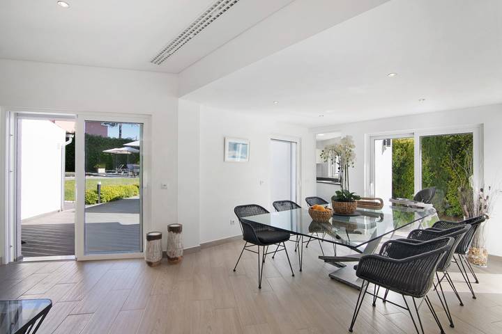 Location de vacances pour 8 personnes, avec jardin à Quarteira - 4