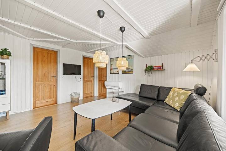 Gemütliches Reetdach-Ferienhaus für 5 Personen + 1 Hund in Houstrup in Nørre Nebel, Varde