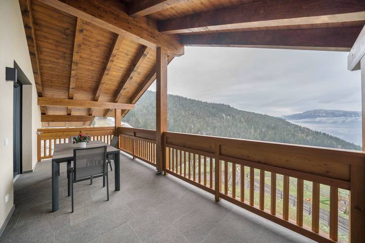 Entire apartment, Apartment 'Parliflhof Apt Langfenn' with Mountain View, Shared Garden and Wi-Fi in Mölten, Sarntal Alps
