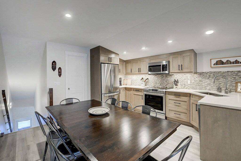 Brandneues Canmore Stadthaus in Canmore, Banff-Nationalpark