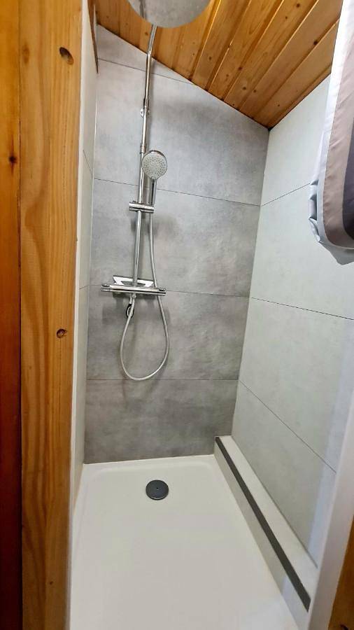 Gîte pour 4 personnes, avec terrasse et vue, animaux acceptés à Tournavaux - 4