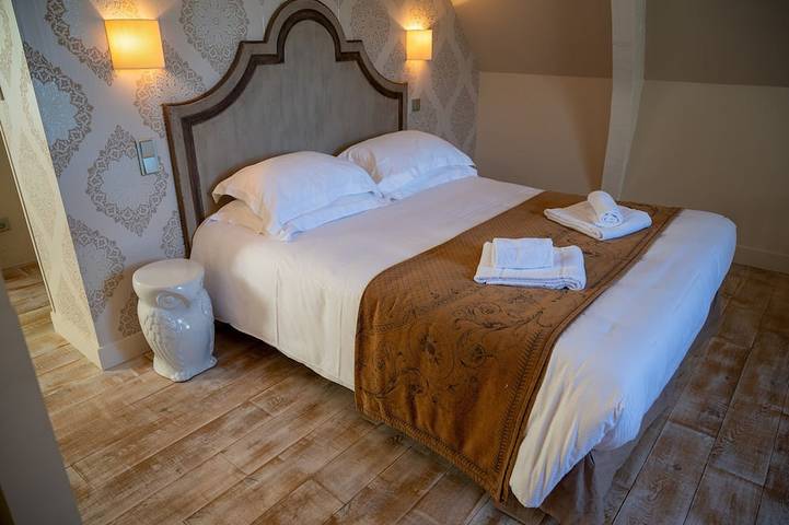 Location de vacances pour 4 personnes, avec jardin et terrasse à Nazelles-Négron - 2