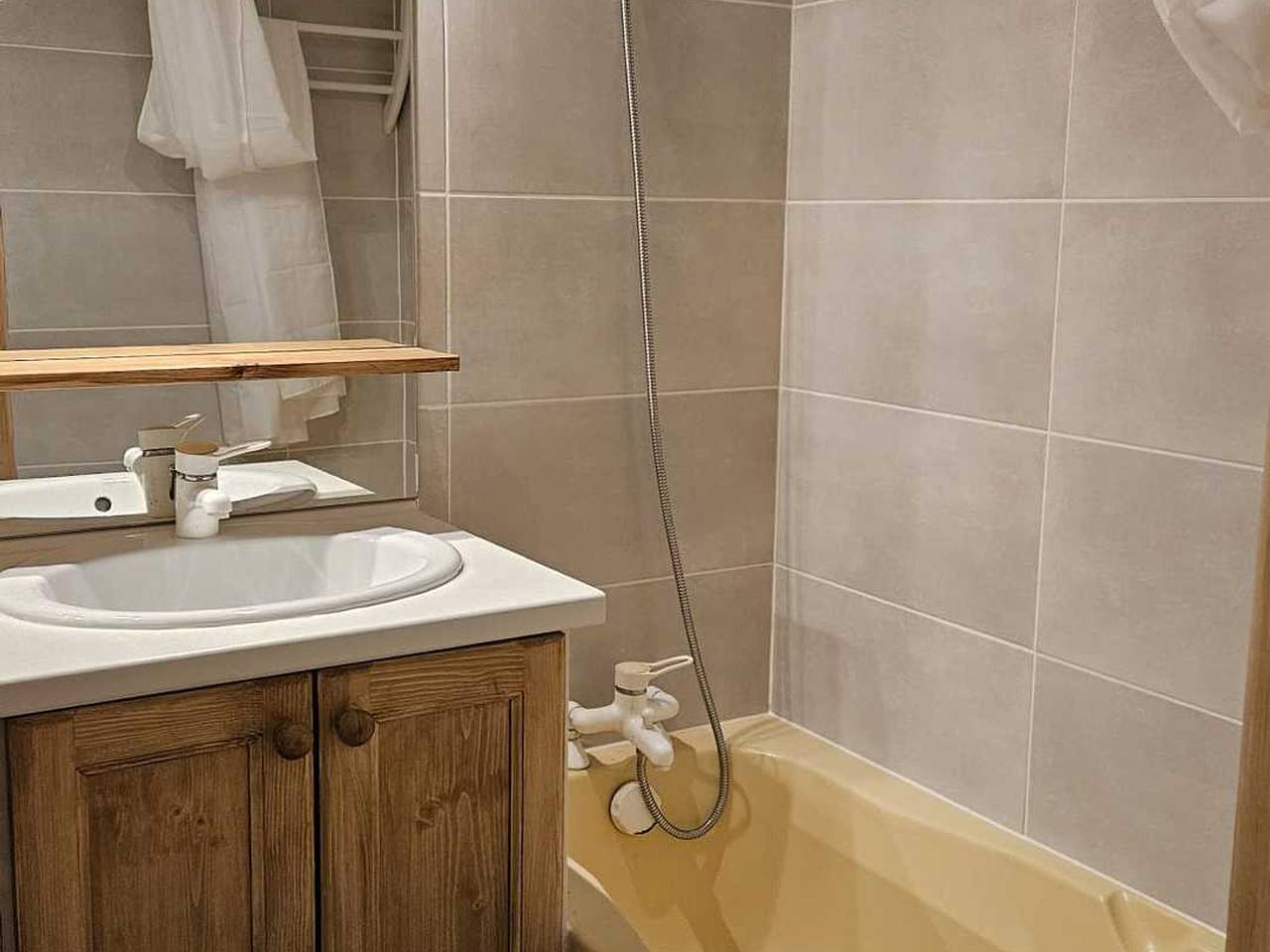 Appartement entier, 2 pièces, 42m², centre Croisette, au pied des pistes, balcon exposé Ouest, idéal famille in Les Menuires, Saint-Martin-de-Belleville