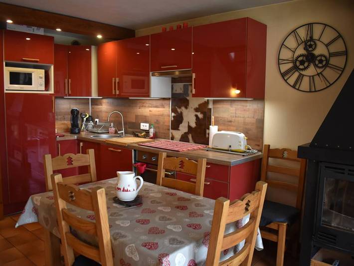 Chalet pour 6 personnes, avec jardin à Font-Romeu-Odeillo-Via - 2