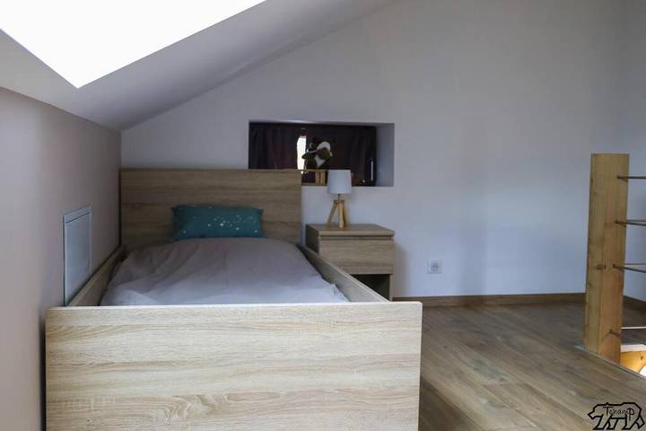 Location de vacances pour 5 personnes, avec vue ainsi que terrasse et jardin à Ramonchamp - 3