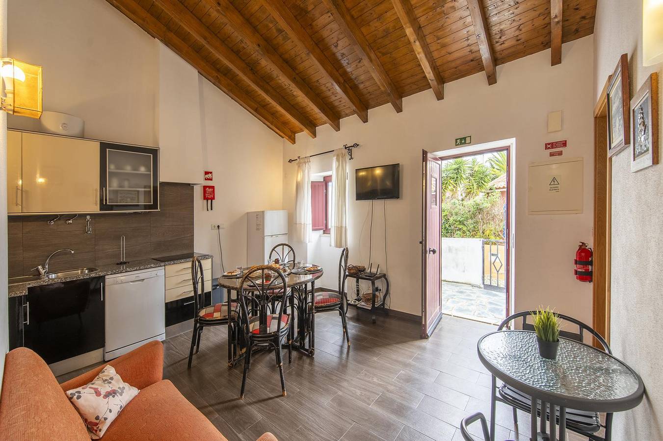 Holiday Rental for 4 People in Luz, Faro District